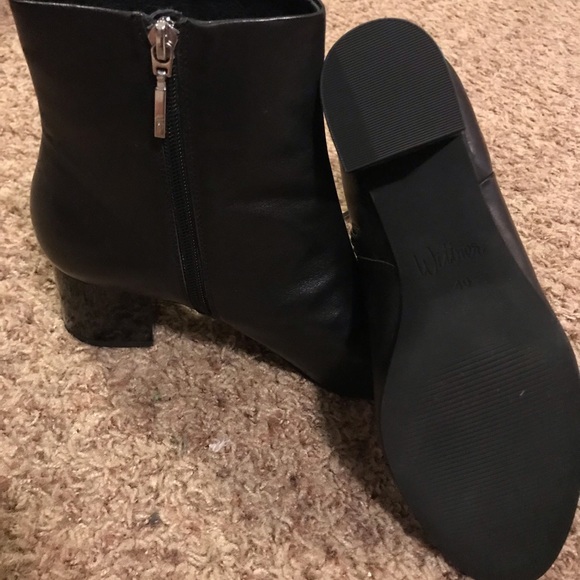 Wittner of Australia. Booties. Fits like an 8.5 - Picture 4 of 6